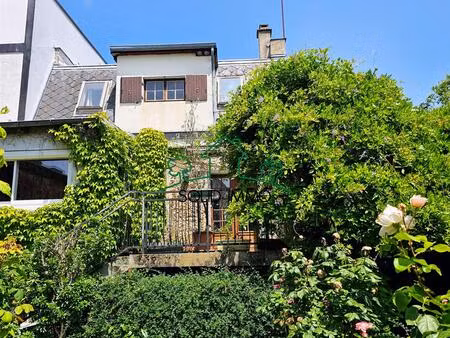 maison de caractère avec jardin aux portes de paris potentiel exceptionnel