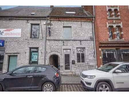 maison divisée en 2 logements