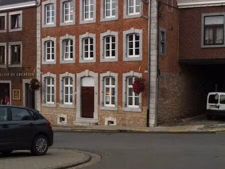 très bel appartement dans le centre d'aubel