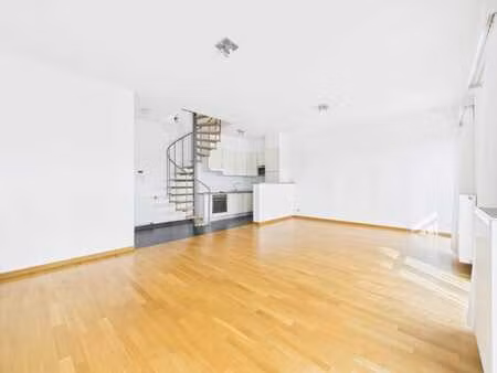 beau duplex 2 chambres de 80m2