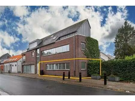 appartement clé en main au rez-de-chaussée (86 m²) avec 1 ch