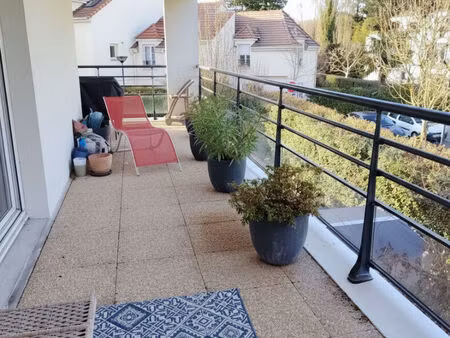 a vendre montigny village superbe 5 pieces 93m² en etage avec deux terrasses et ascenseur
