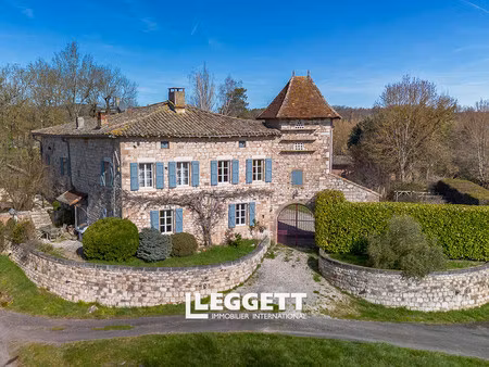 maison 15 pièce(s)  sainte-cécile-du-cayrou