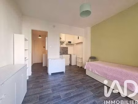 location appartement t1 meublé à grenoble (38000) : à louer t1 meublé / 22m² grenoble