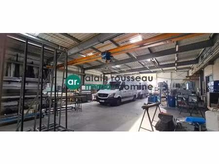 local d'activités à louer