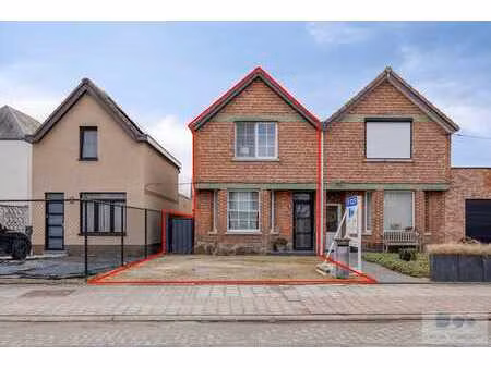 instapklare starterswoning met 2 slks en zonnige tuin