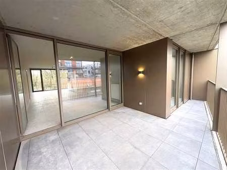 superbe appartement neuf 3 chambres avec grande terrasse