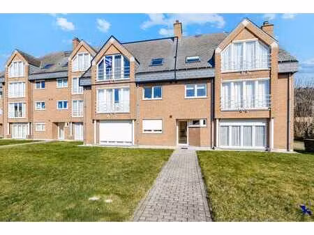 appartement spacieux et clé sur porte à blaasveld avec 2 ter