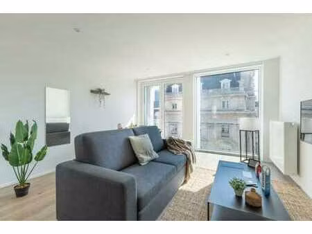 centre ville : apppartement 1 chambre meuble !
