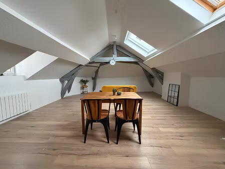 studio situe a louviers de 60 m2