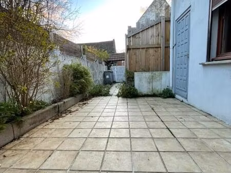 semi-flammande de 122m2  quartier burgault à rénover