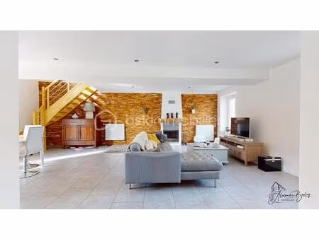 maison familiale rénovée – 175 m² – 5 chambres – garage