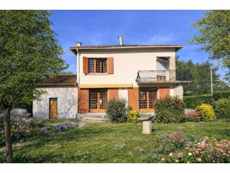 maison avec jardin terrain constructible et hangar attenant