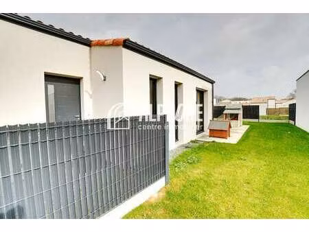 vente maison à la roche-sur-yon (85000) : à vendre / 95m² la roche-sur-yon