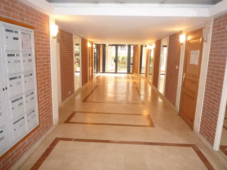 appartement t2 hyper centre