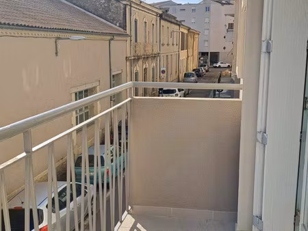 location - appartement t3 de 71 m2 avec balcon  arrière cuis