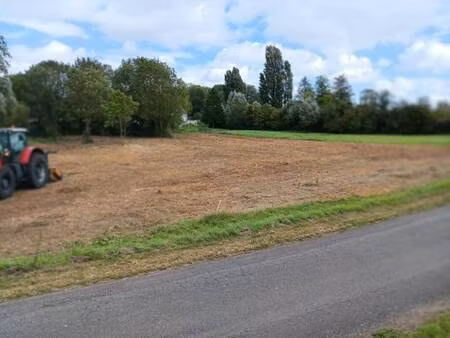 terrain constructible viabilisé à vendre