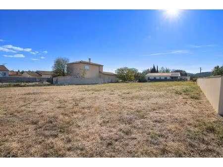 terrain constructible viabilisé à vendre