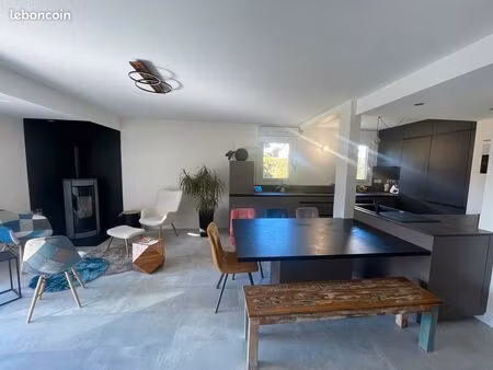 t4 rénové avec double garage