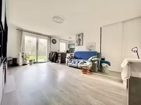 vente appartement 4 pièces 84 m² à vaujours (93410)  265 000 €
