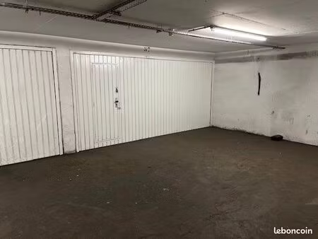 boxe ou local de stockage avec électricité paris 12ème