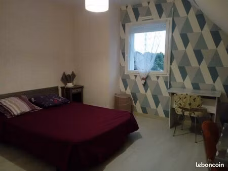 chambre meublée à betton 15 mn de rennes bus ou train ou véhicule maison chez l'habitant