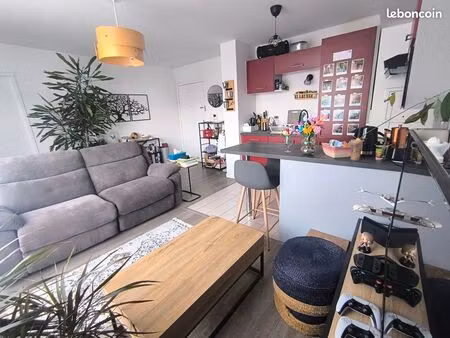 à louer – appartement t2 meublé avec balcon et parking – 42 m²