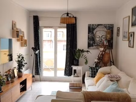 loue joli appart hyper centre 69m2