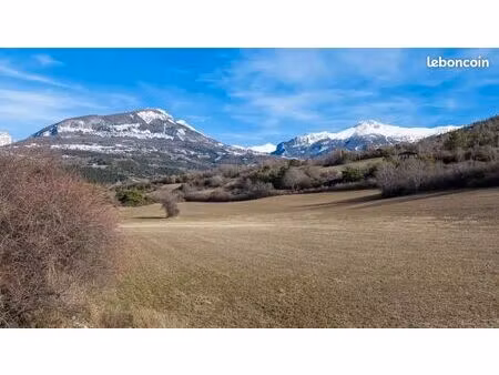 terrain 1 971 m² crots