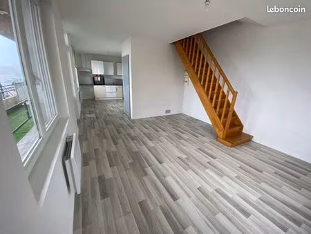 t3 duplex de 60m2 rue du guidon