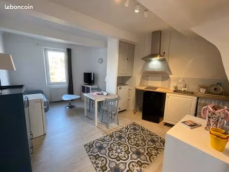 location meublée maison de village t2