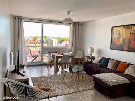 appartement meublé refait à neuf  61 m²  2 chambres  balcon