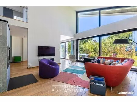 maison 8 pièces 253 m²