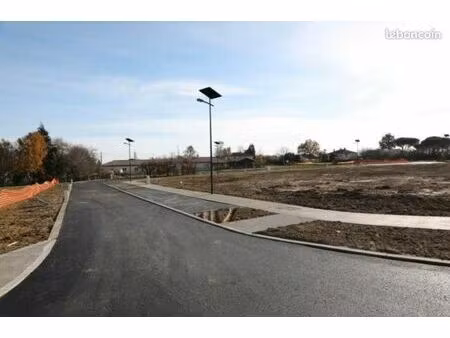 terrain 567 m² poucharramet