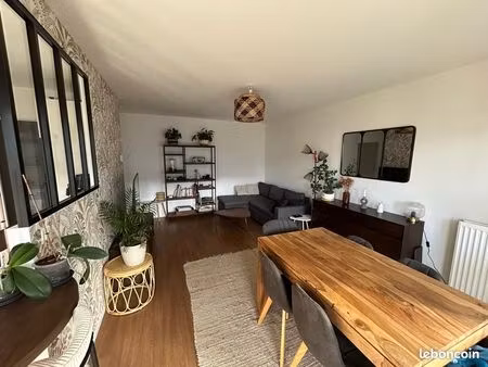 appartement t3 meublé place ney (angers)