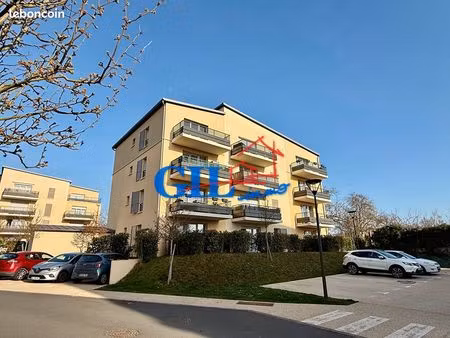 appartement 3 pièces 60 m²