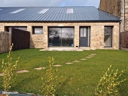 partie corps de ferme t2 + box