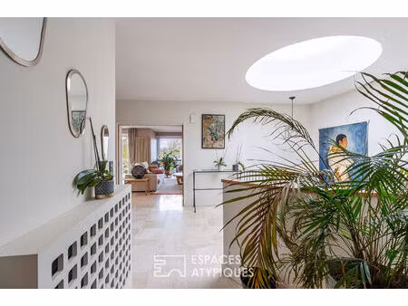 maison d'architecte  jardin paysager et perspectives sur la sèvre