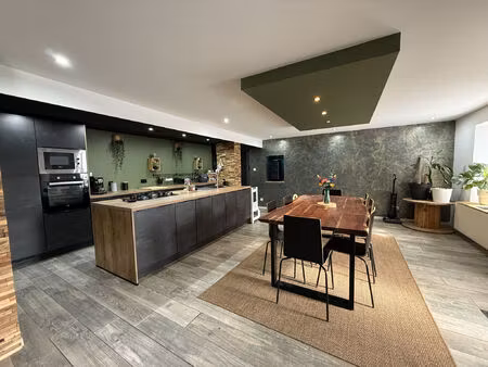 vente maison 6 pièces 231 m² indevillers (25470)