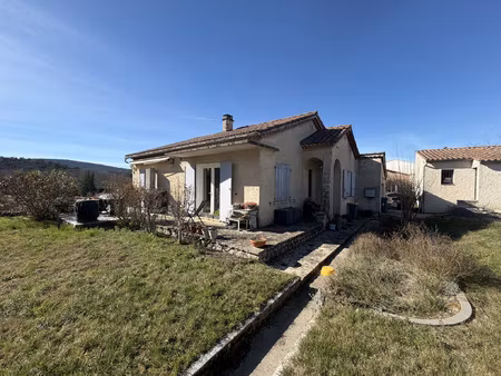 exclusivite - maison avec terrain attenant.
