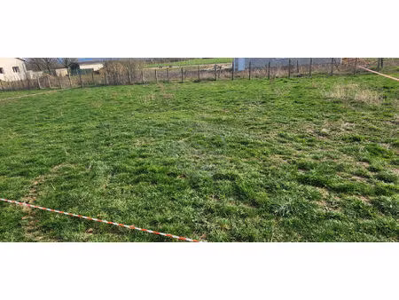 terrain à batir sur la commune de sardieu