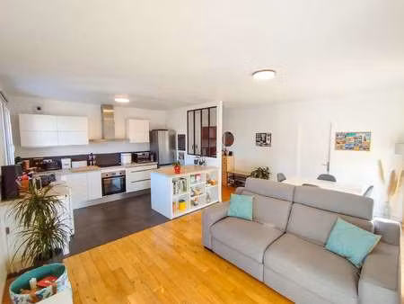 vente appartement 4 pièces à annecy (74000) : à vendre 4 pièces / 72m² annecy