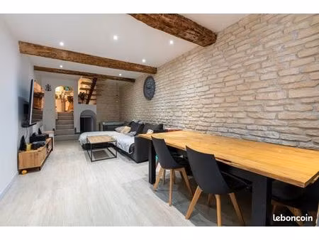 maison de village 119m2 - charme et volumes