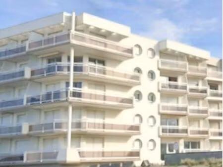 particulier vend studio 27m2 . sans frais d’agence