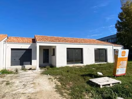 vente maison à saint-gilles-croix-de-vie (85800) : à vendre / 99m² saint-gilles-croix-de-v