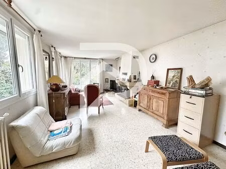 montpellier celleneuve - maison 5 pièces 144.84 m² avec garage et studio indépendant