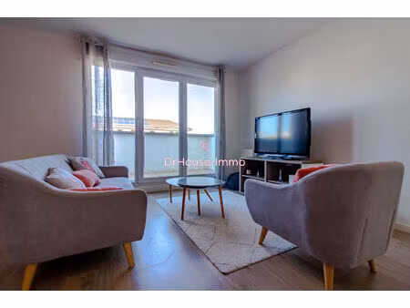 *** a vendre - superbe t2 dans immeuble recent ***