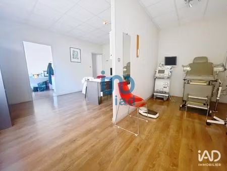 vente bureaux 63 m²