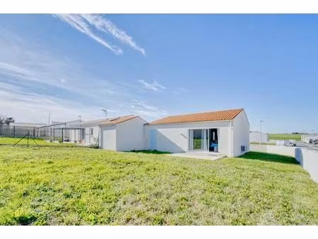 maison de 4 pièces de 78 m² à saint-nazaire-sur-charente