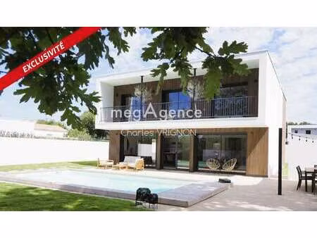 vente maison piscine à talmont-saint-hilaire (85440) : à vendre piscine / 160m² talmont-sa